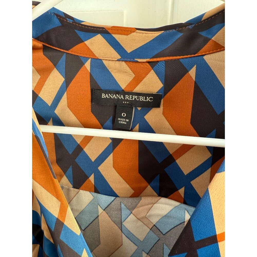 Banana Republic Blue and Orange Geometric Print Satin Wrap Dress - Picture 6 of 12